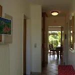 4 Personen Mit Zwei Duschen Und Toiletten In Zweiter Reihe Zum Deich In Prázdninový dům