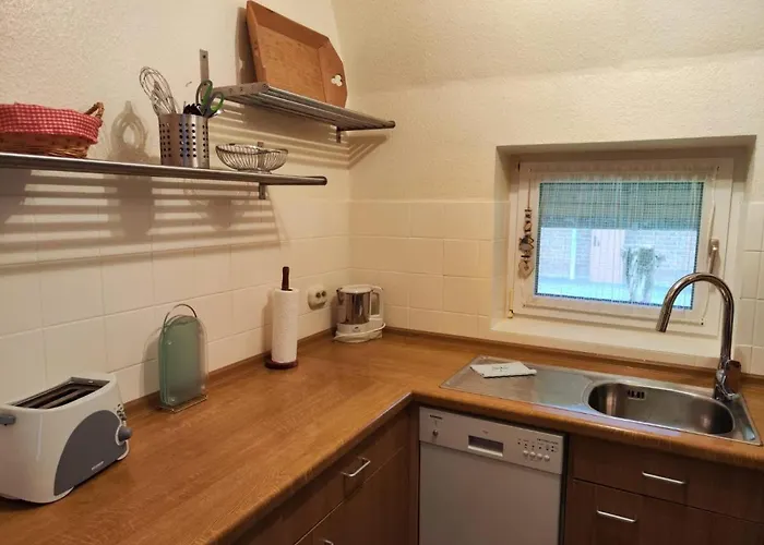4 Personen Mit Zwei Duschen Und Toiletten In Zweiter Reihe Zum Deich In * 奥滕多夫